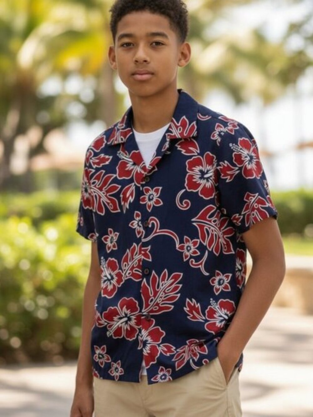 VINTAGE ALOHAWEARS Hawaiian Shirt Boys Size 12 Short Sleeve Button Down Surfer
